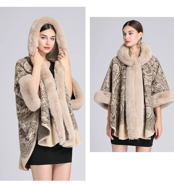 Poncho avec Capuche Fourrure Beige