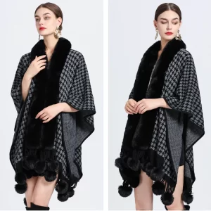 Poncho Femme avec Fourrure Noire